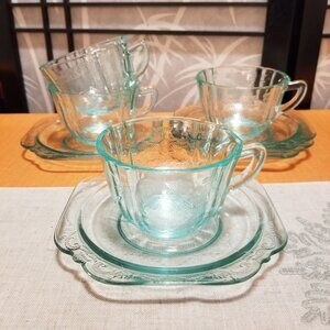 Set of 4 Indiana Glass Madrid Recollection Teal Aqua Tea Cups and Saucers